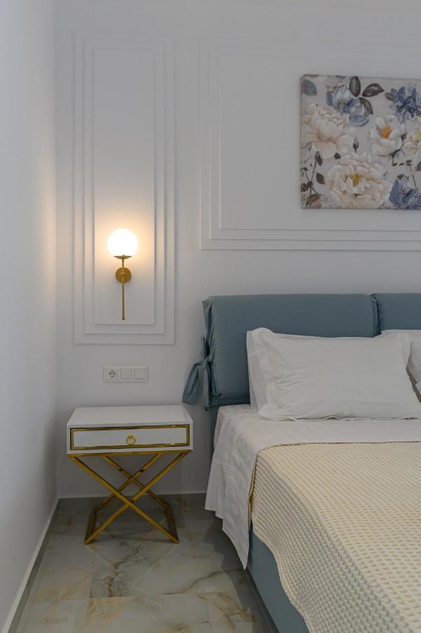 Dionisos Suites Lixouri Exterior photo